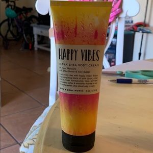 Happy Vibes Ultra Shea body cream